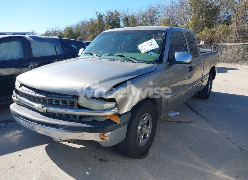 Photo 2 of 2001 Chevrolet Silverado 1500 LS (VIN 2GCEC19V311122567)