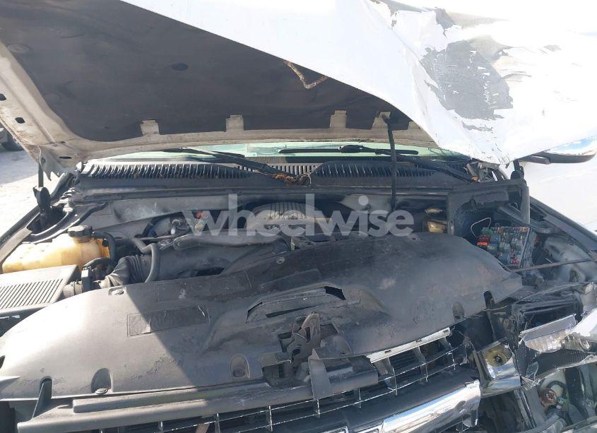 Photo 10 of 2002 Chevrolet Silverado 1500 LS (VIN 2GCEC19V321208303)