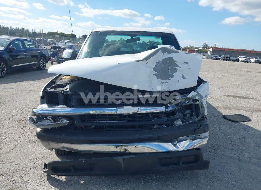 Photo 12 of 2002 Chevrolet Silverado 1500 LS (VIN 2GCEC19V321208303)