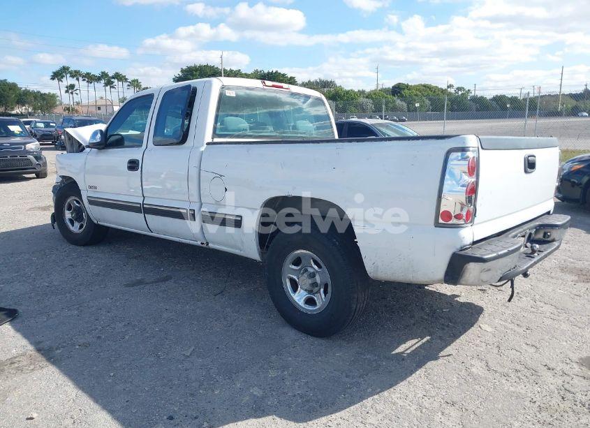 Photo 3 of 2002 Chevrolet Silverado 1500 LS (VIN 2GCEC19V321208303)