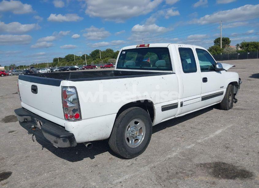 Photo 4 of 2002 Chevrolet Silverado 1500 LS (VIN 2GCEC19V321208303)