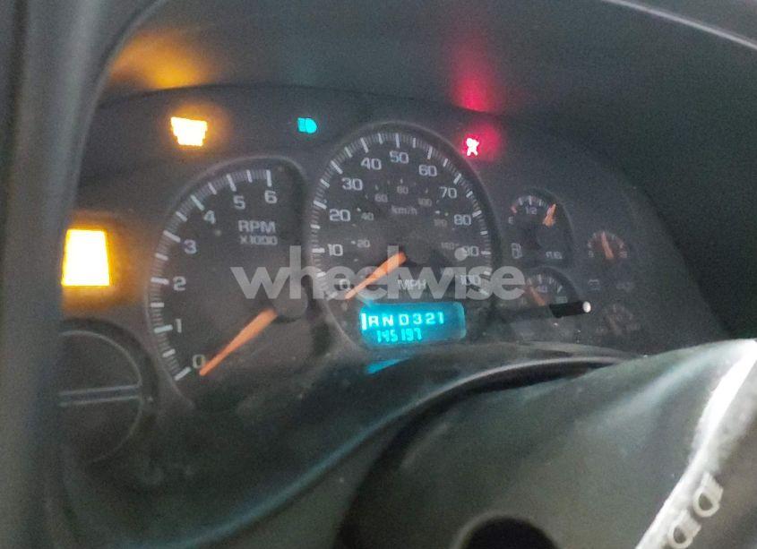 Photo 7 of 2002 Chevrolet Silverado 1500 LS (VIN 2GCEC19V321300382)