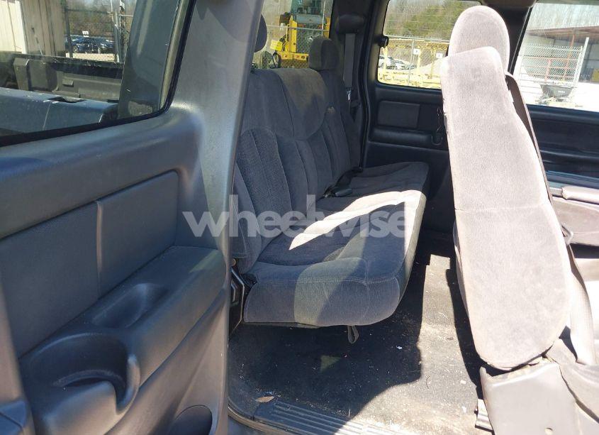 Photo 8 of 2002 Chevrolet Silverado 1500 LS (VIN 2GCEC19V321341014)