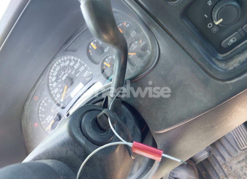 Photo 11 of 2003 Chevrolet Silverado 1500 LS (VIN 2GCEC19V331221635)