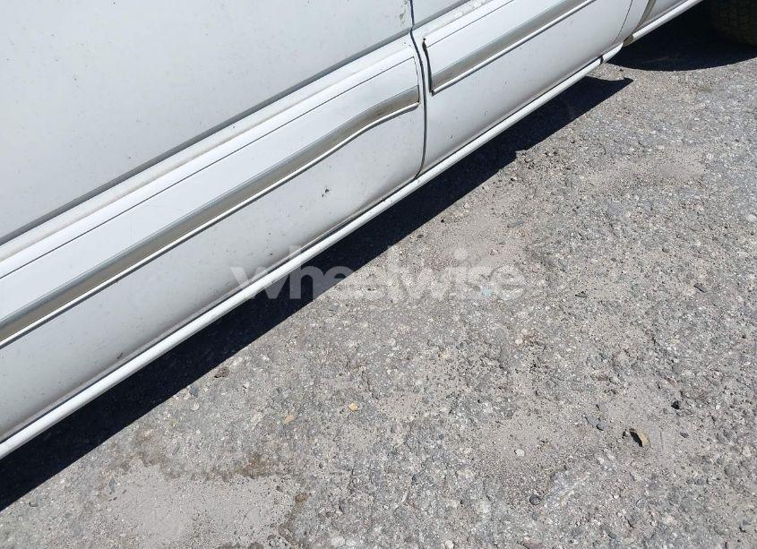 Photo 14 of 2003 Chevrolet Silverado 1500 LS (VIN 2GCEC19V331221635)