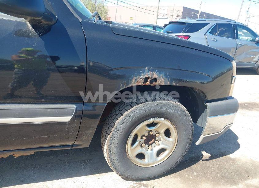 Photo 6 of 2003 Chevrolet Silverado 1500 (VIN 2GCEC19V331354055)