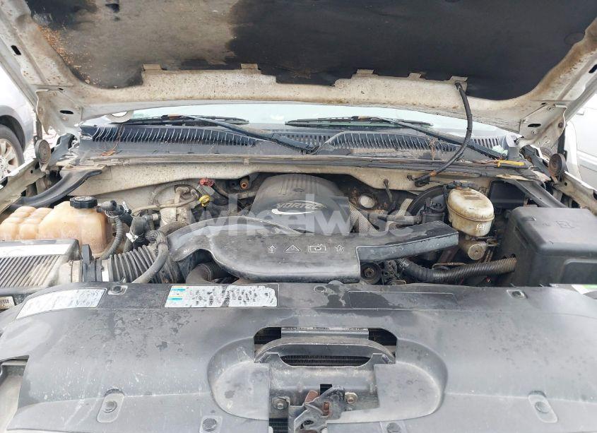 Photo 10 of 2004 Chevrolet Silverado 1500 LS (VIN 2GCEC19V341103859)