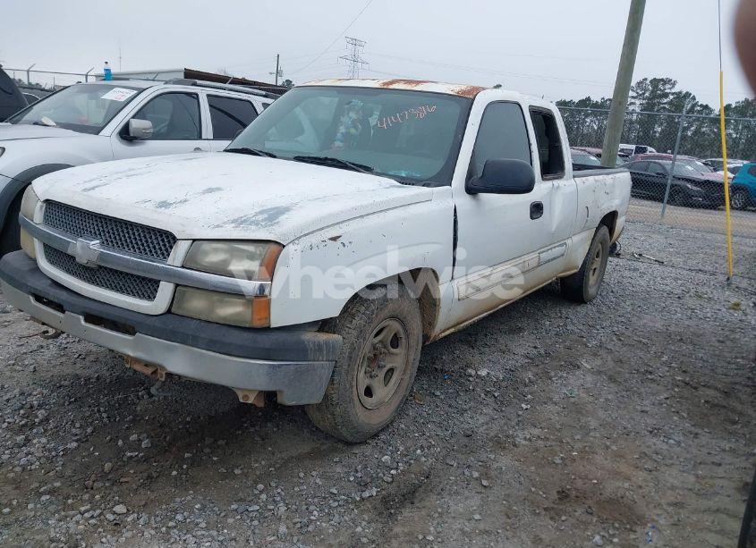Photo 2 of 2004 Chevrolet Silverado 1500 LS (VIN 2GCEC19V341103859)