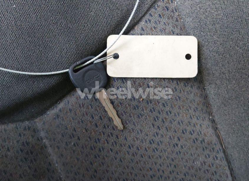 Photo 11 of 2004 Chevrolet Silverado 1500 LS (VIN 2GCEC19V341113291)