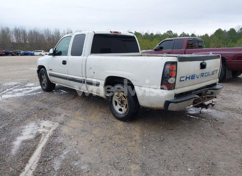 Photo 3 of 2001 Chevrolet Silverado 1500 LS (VIN 2GCEC19V411202153)