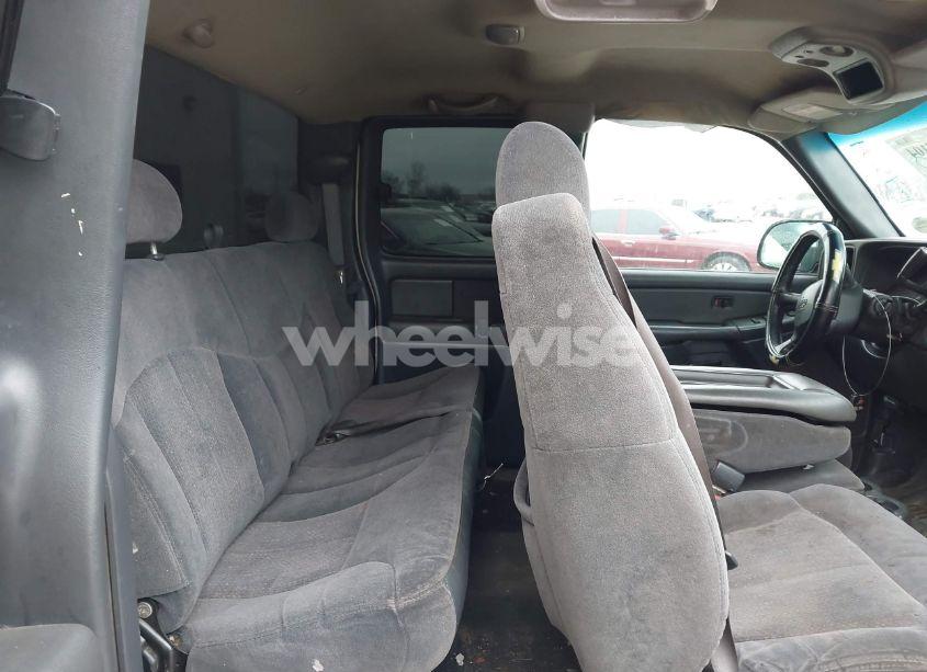 Photo 8 of 2001 Chevrolet Silverado 1500 LS (VIN 2GCEC19V411202153)