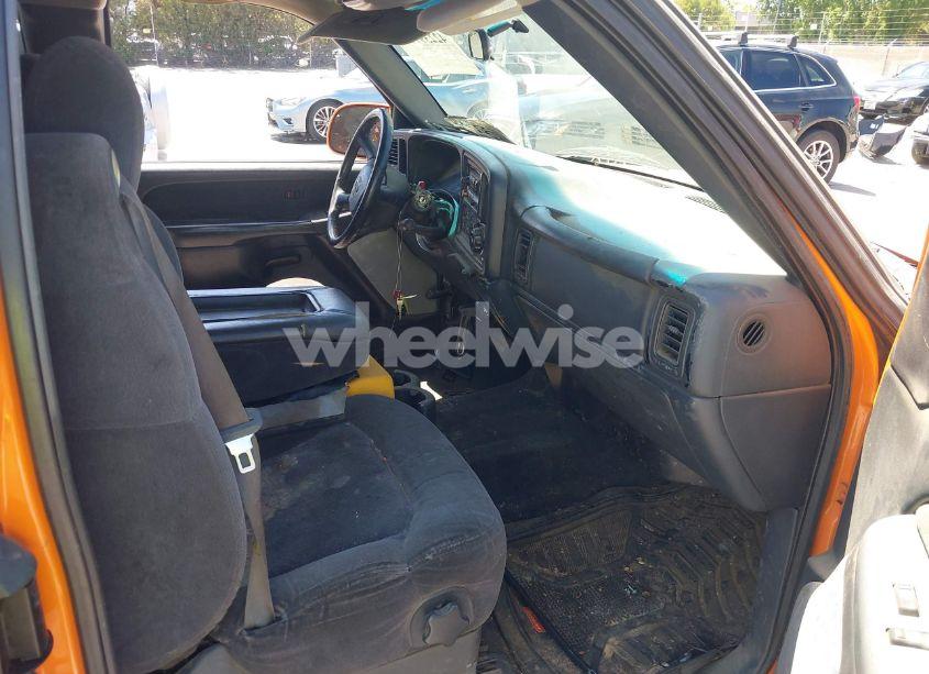 Photo 5 of 2001 Chevrolet Silverado 1500 LS (VIN 2GCEC19V411386445)