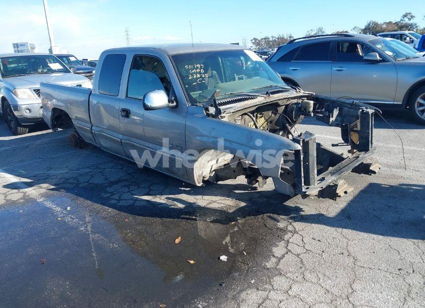 2002 Chevrolet Silverado 1500 LS (VIN 2GCEC19V421358727) main photo