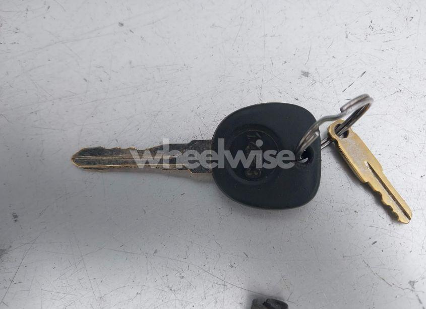 Photo 11 of 2003 Chevrolet Silverado 1500 LS (VIN 2GCEC19V431221403)