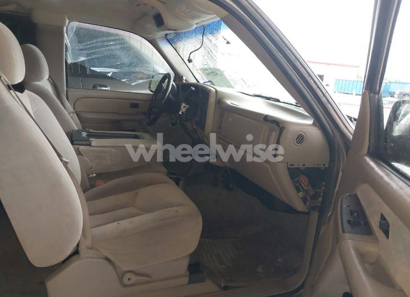 Photo 5 of 2003 Chevrolet Silverado 1500 LS (VIN 2GCEC19V431320822)