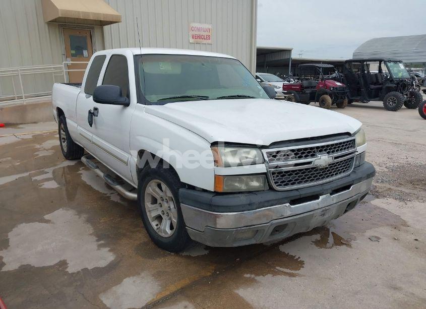 2003 Chevrolet Silverado 1500 LS (VIN 2GCEC19V431404946) main photo