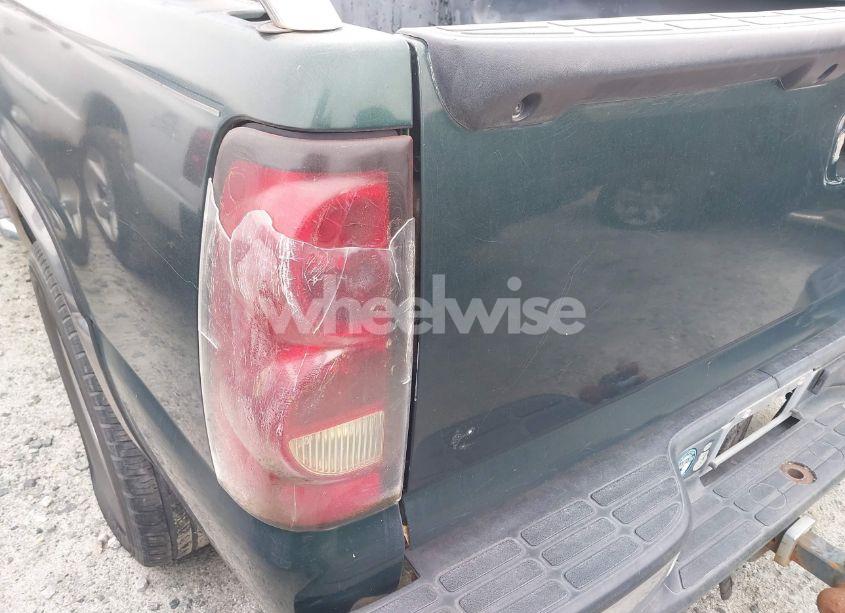 Photo 12 of 2004 Chevrolet Silverado 1500 LS (VIN 2GCEC19V441400574)