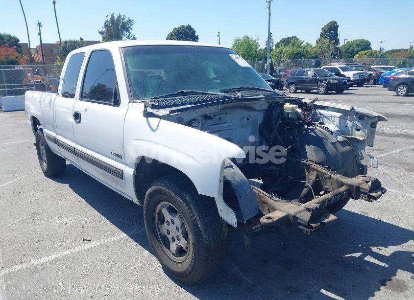 1999 Chevrolet Silverado 1500 LS (VIN 2GCEC19V4X1231354) main photo