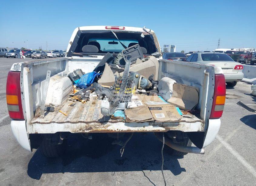 Photo 16 of 1999 Chevrolet Silverado 1500 LS (VIN 2GCEC19V4X1231354)