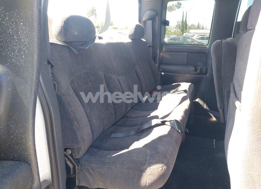 Photo 8 of 1999 Chevrolet Silverado 1500 LS (VIN 2GCEC19V4X1231354)