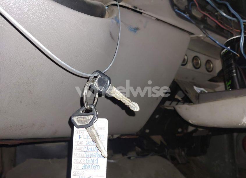 Photo 11 of 2000 Chevrolet Silverado 1500 LS (VIN 2GCEC19V4Y1308080)