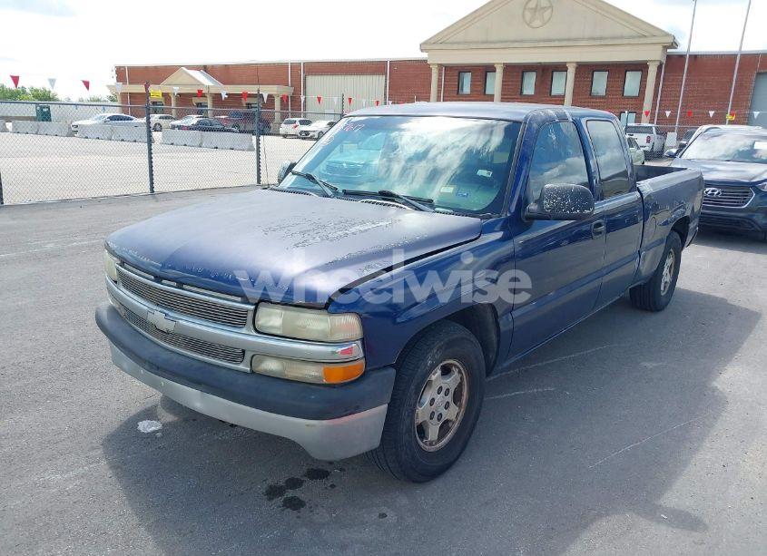 Photo 2 of 2001 Chevrolet Silverado 1500 LS (VIN 2GCEC19V511144828)