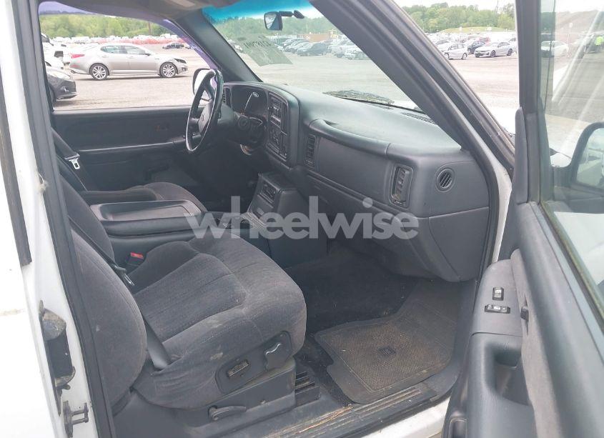 Photo 5 of 2002 Chevrolet Silverado 1500 LS (VIN 2GCEC19V521311450)