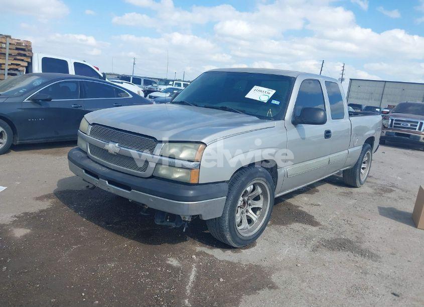 Photo 2 of 2004 Chevrolet Silverado 1500 LS (VIN 2GCEC19V541228703)