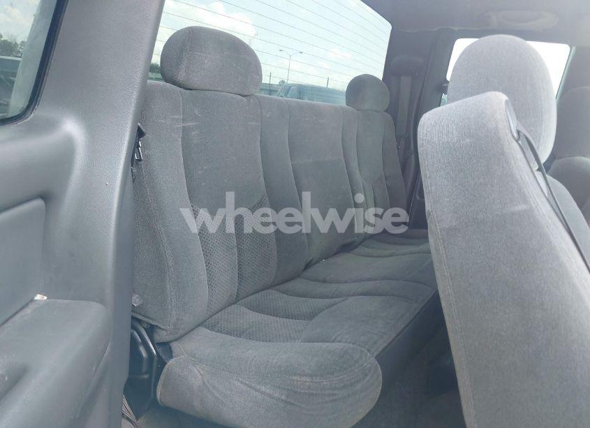 Photo 8 of 2004 Chevrolet Silverado 1500 LS (VIN 2GCEC19V541228703)