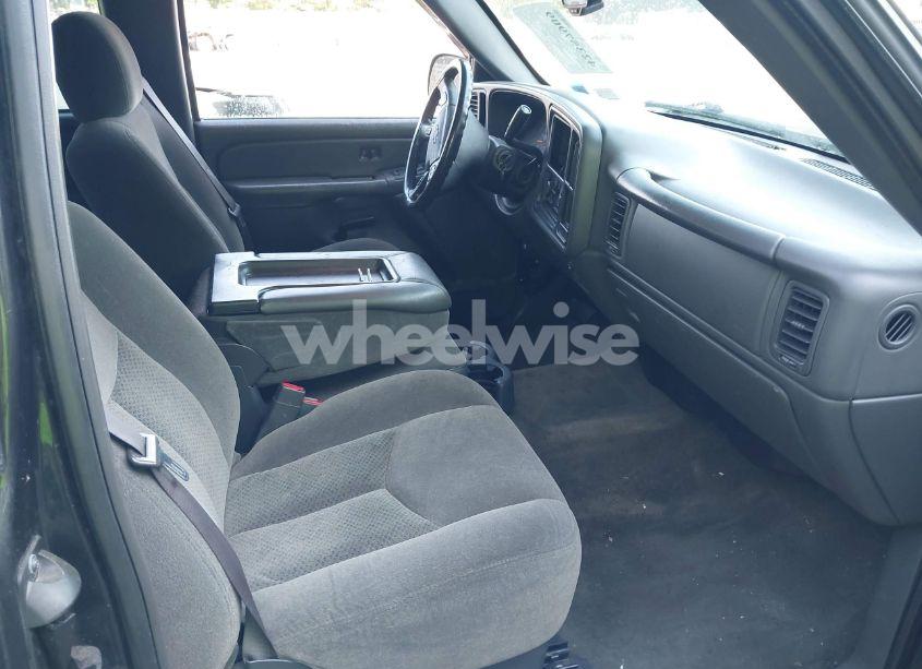 Photo 5 of 2005 Chevrolet Silverado 1500 LS (VIN 2GCEC19V551250024)