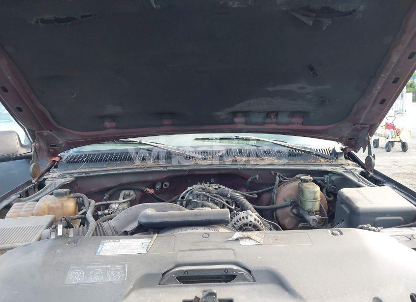 Photo 10 of 1999 Chevrolet Silverado 1500 LS (VIN 2GCEC19V5X1231797)