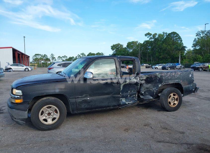 Photo 6 of 1999 Chevrolet Silverado 1500 LS (VIN 2GCEC19V5X1231797)