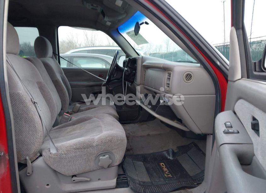 Photo 5 of 1999 Chevrolet Silverado 1500 LS (VIN 2GCEC19V5X1267196)