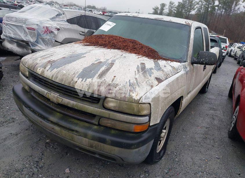 Photo 2 of 2001 Chevrolet Silverado 1500 (VIN 2GCEC19V611258451)