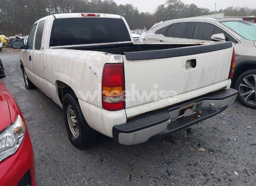 Photo 3 of 2001 Chevrolet Silverado 1500 (VIN 2GCEC19V611258451)