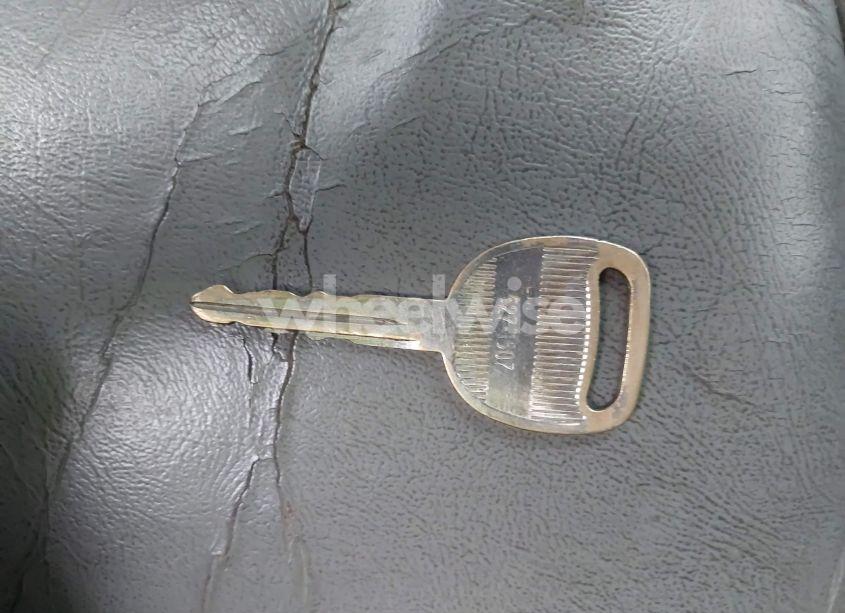 Photo 11 of 2002 Chevrolet Silverado 1500 LS (VIN 2GCEC19V621162322)