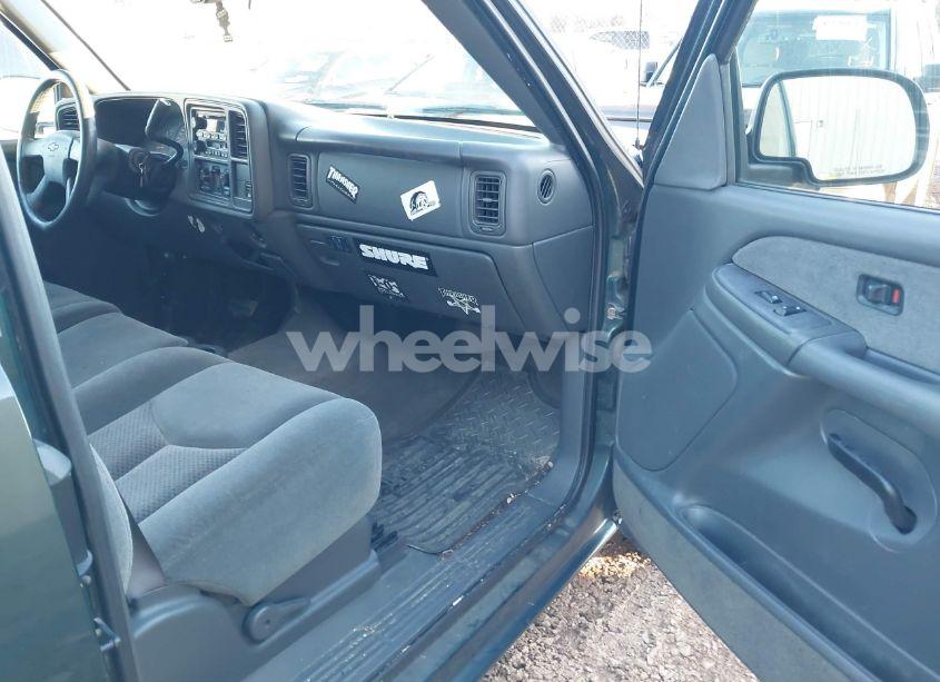 Photo 5 of 2003 Chevrolet Silverado 1500 LS (VIN 2GCEC19V631409680)