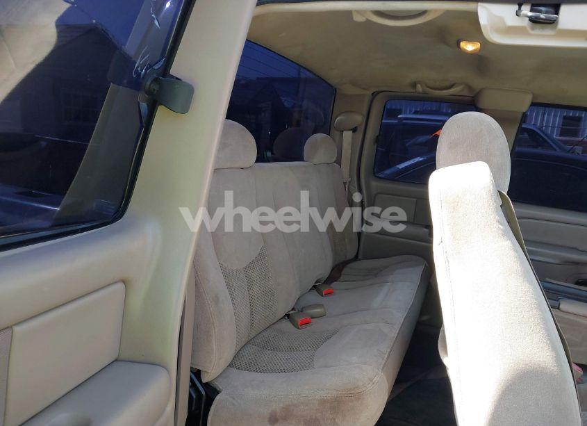 Photo 8 of 2004 Chevrolet Silverado 1500 LS (VIN 2GCEC19V641155566)