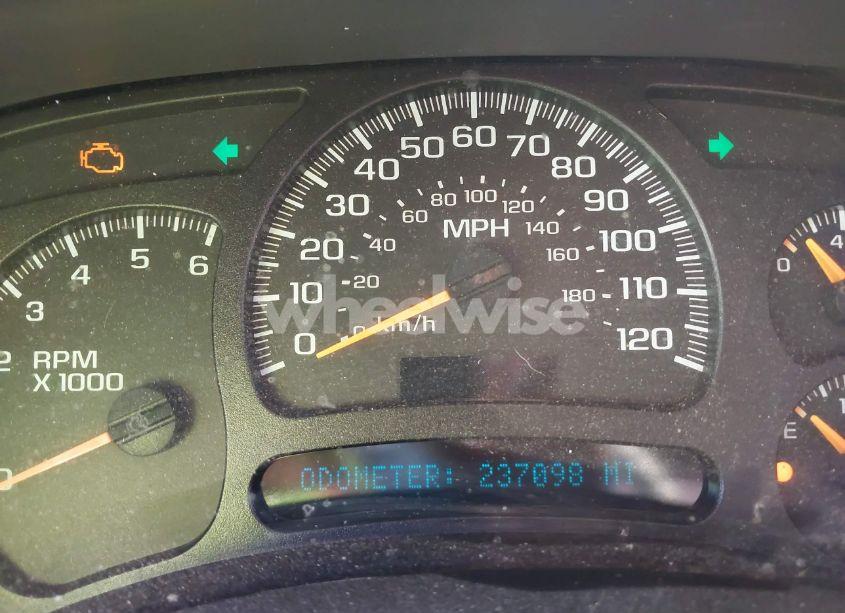 Photo 7 of 2005 Chevrolet Silverado 1500 LS (VIN 2GCEC19V651397064)