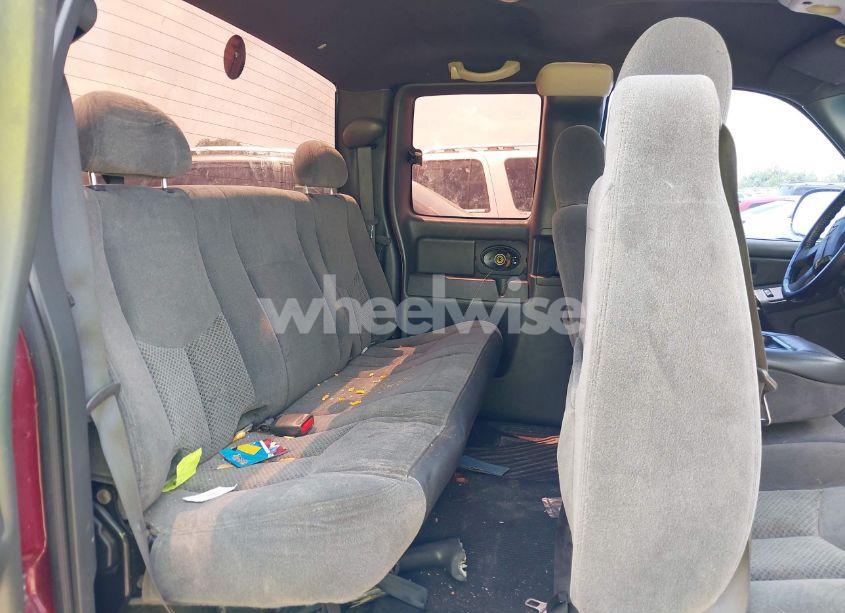 Photo 8 of 2005 Chevrolet Silverado 1500 LS (VIN 2GCEC19V651397064)