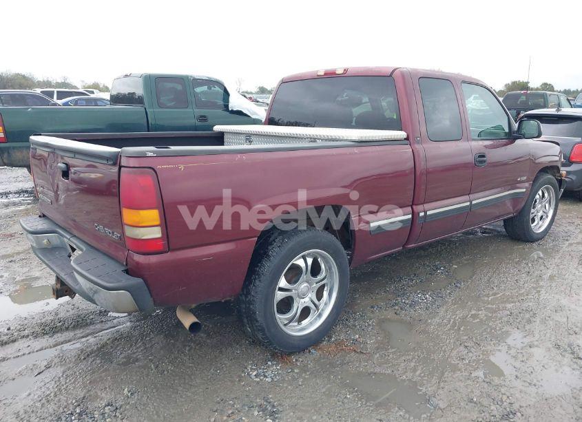 Photo 4 of 2002 Chevrolet Silverado 1500 LS (VIN 2GCEC19V721111475)