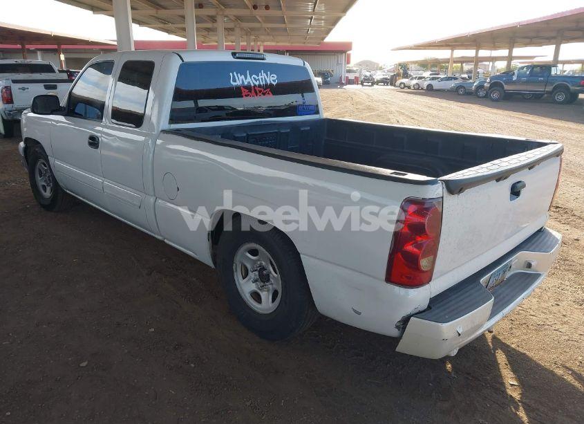 Photo 3 of 2003 Chevrolet Silverado 1500 LS (VIN 2GCEC19V731262379)