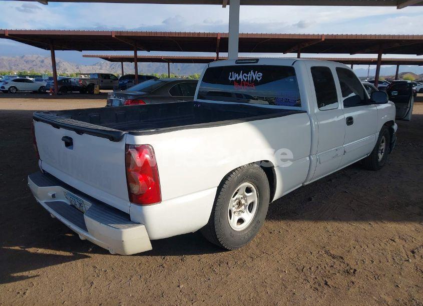 Photo 4 of 2003 Chevrolet Silverado 1500 LS (VIN 2GCEC19V731262379)