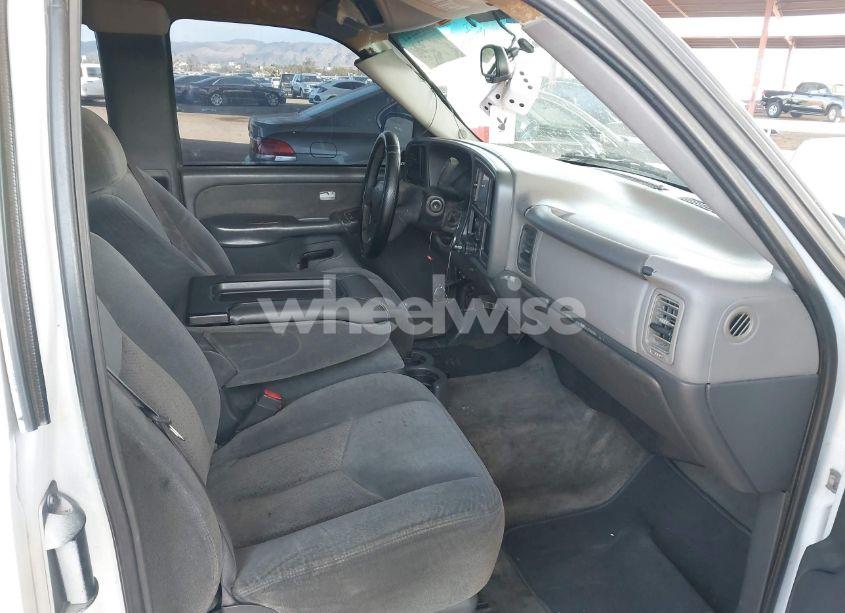 Photo 5 of 2003 Chevrolet Silverado 1500 LS (VIN 2GCEC19V731262379)