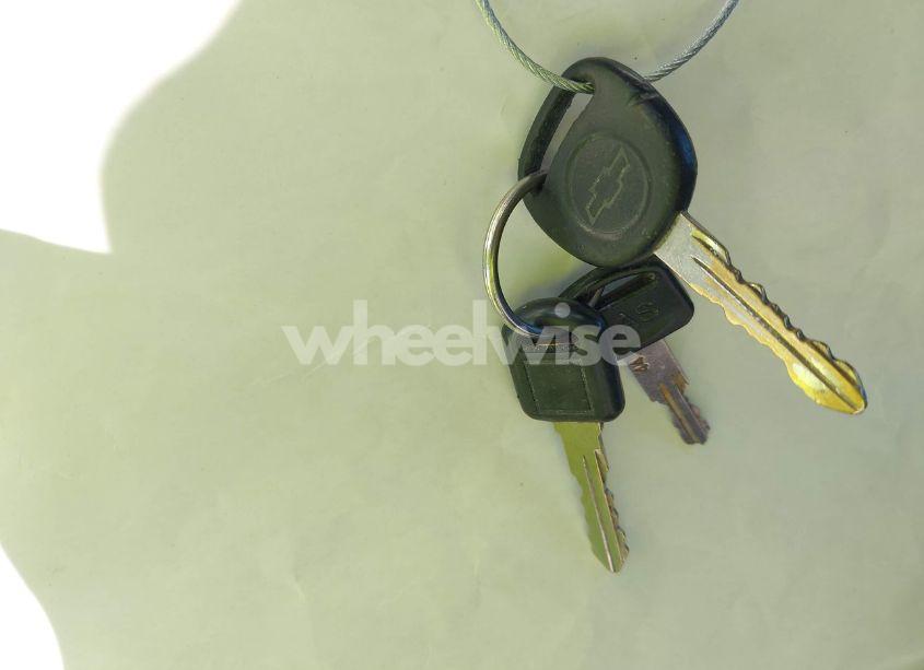 Photo 11 of 2004 Chevrolet Silverado 1500 LS (VIN 2GCEC19V741137853)