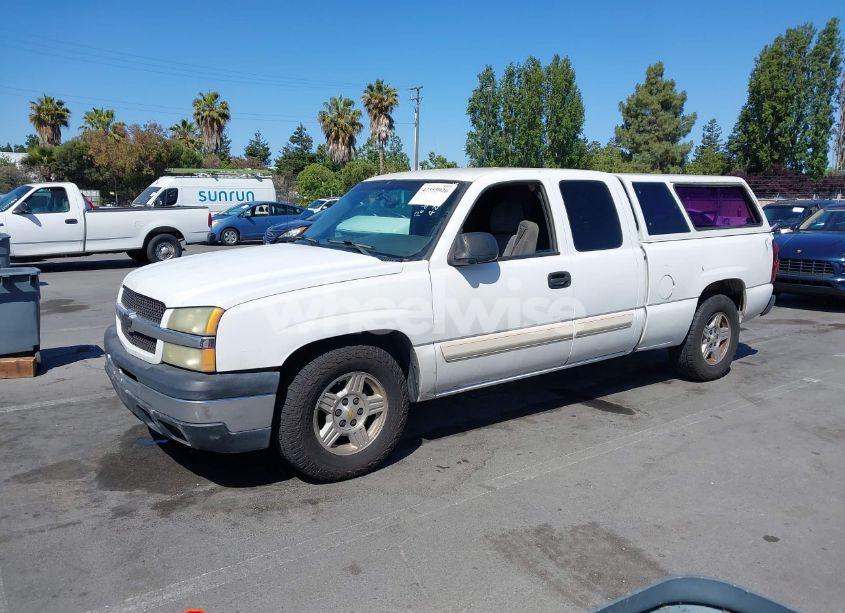 Photo 2 of 2004 Chevrolet Silverado 1500 LS (VIN 2GCEC19V741137853)