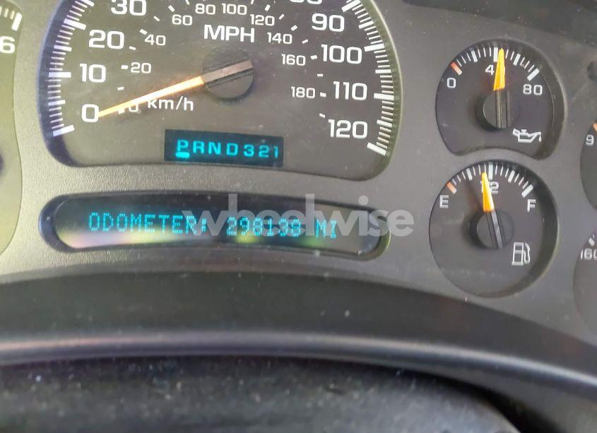 Photo 7 of 2004 Chevrolet Silverado 1500 LS (VIN 2GCEC19V741137853)