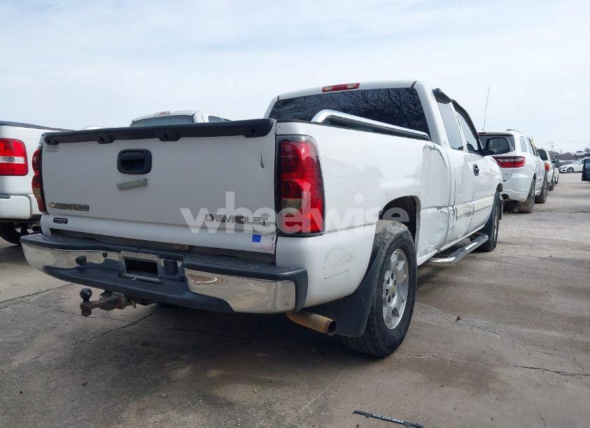 Photo 4 of 2005 Chevrolet Silverado 1500 LS (VIN 2GCEC19V751253300)