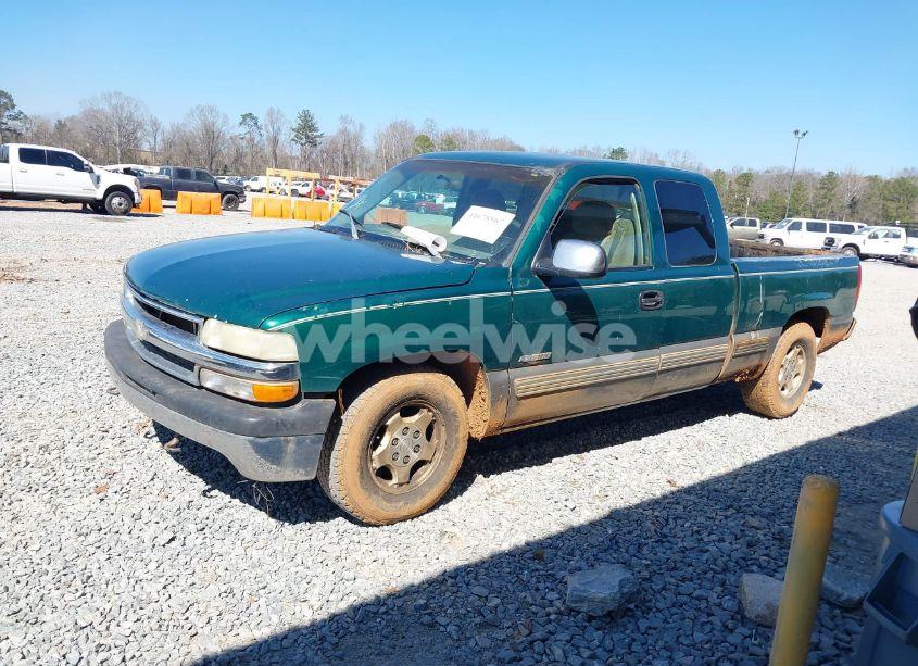 Photo 2 of 1999 Chevrolet Silverado 1500 LS (VIN 2GCEC19V7X1168265)