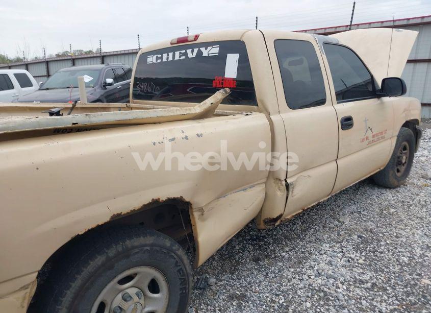 Photo 12 of 2001 Chevrolet Silverado 1500 (VIN 2GCEC19V811348670)